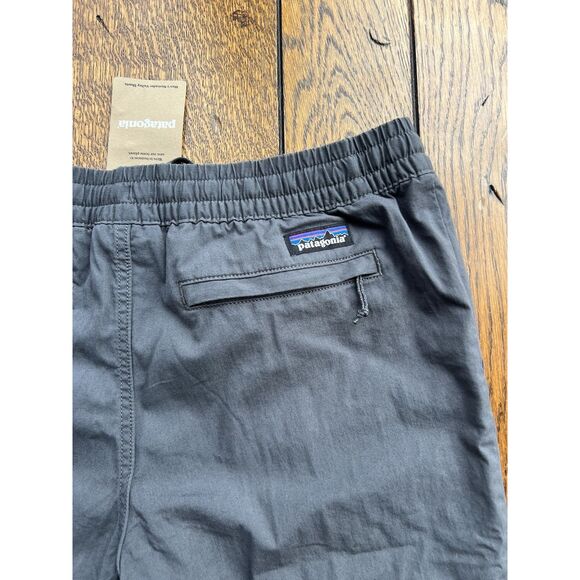 Patagonia Men's Nomader Volley Shorts 7" Forge Grey NWT Size XXL - Picture 3 of 5
